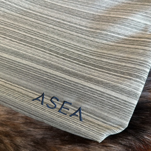 ASEA *NEW* Tote Bag - Picture 4 of 16